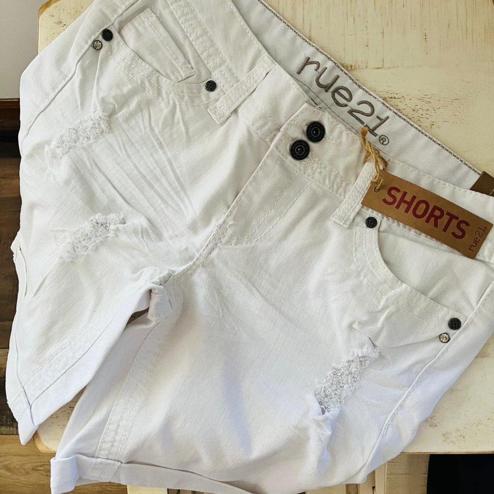 Rue21 White Distressed Denim Shorts